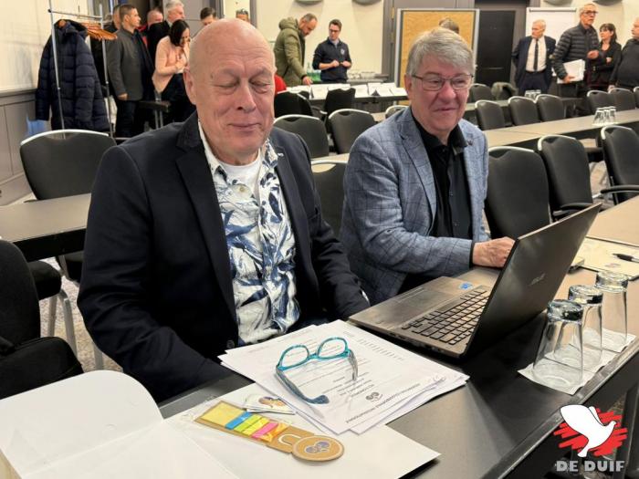  Frank Marinus (penningmeester) en Ben Geerink (voorzitter)