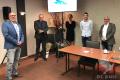 De aanwezige, deels nieuwe bestuursleden. V.l.n.r.: Ben Geerink (voorzitter), Gerard van de Aast (vicevoorzitter), Esther Noorderijk (commissaris), Frederik Dekker (commissaris) en Hans van Dijk (penningmeester).